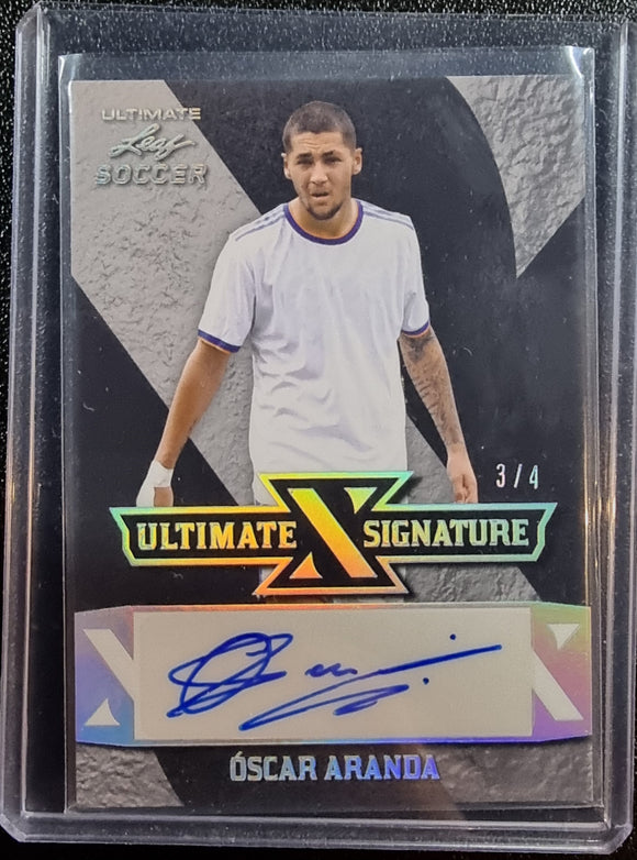 Oscar Aranda #/4 - 2022 Leaf Ultimate Soccer Ultimate Signatures GOLD SPECTRUM #S-OA1