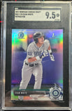 Evan White RC - 2017 Topps Bowman Chrome Draft REFRACTOR #BDC-178 - SGC 9.5