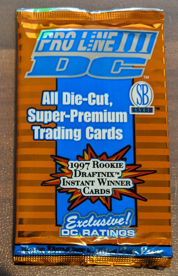 1997 ScoreBoard Pro Line DC III NFL Football - Retail Pack